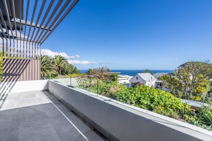 6 Bedroom Property for Sale in Camps Bay Western Cape